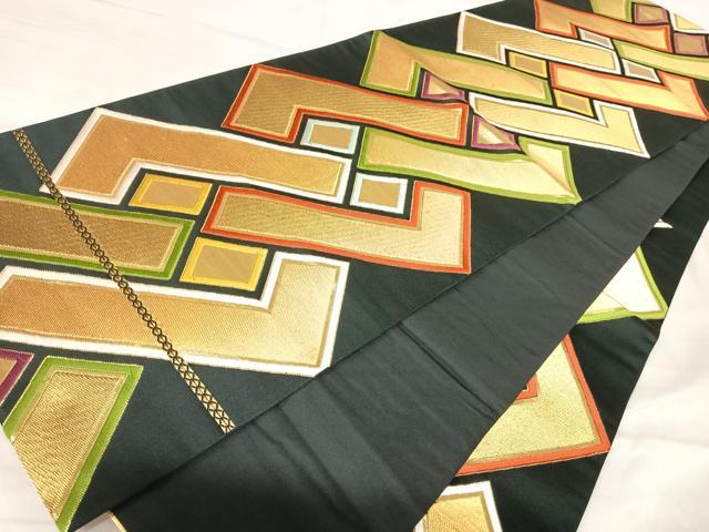平和屋着物◎六通柄袋帯　唐織　幾何学文様　黒地　金糸　正絹　逸品　AABK0610yx