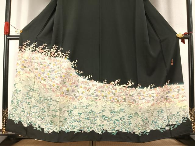 平和屋着物●本加賀友禅作家　百貫華峰　黒留袖　枝梅文　暈し染め　正絹　逸品　AABK1014fy