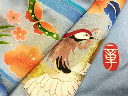 平和屋着物●本手描友禅作家　秋山章　振袖　舞蝶花鳥文　暈し染め　金彩　正絹　逸品　AABK1061fy