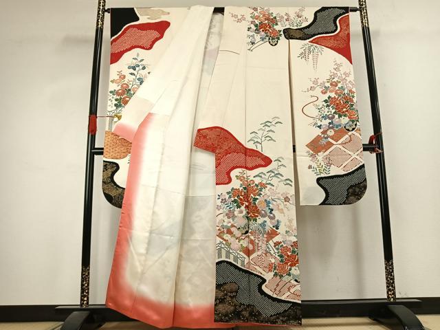 平和屋着物○豪華振袖 駒刺繍 絞り 片輪車花文 金彩 正絹