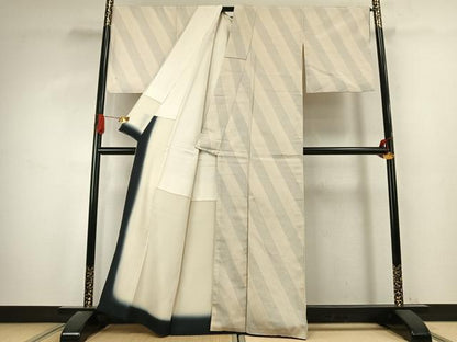 平和屋着物●本塩沢　110亀甲　斜縞　正絹　逸品　AABK1087fy