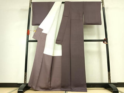 平和屋着物●上質な色無地　美空ひばり地紋　古代紫色　正絹　逸品　AABK1104fy