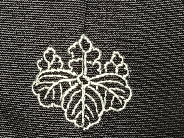 平和屋着物●訪問着　刺繍　芝草文　黒地　金彩　正絹　逸品　未使用　AABK1108fy
