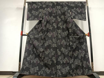 平和屋着物●結城紬　100亀甲　葡萄蔦の葉文　正絹　逸品　AABK1148fy