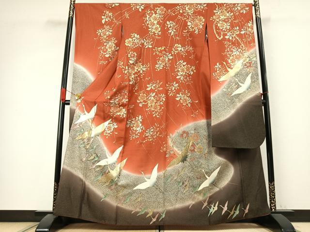 平和屋着物●豪華振袖　駒刺繍　花鳥文　暈し染め　金銀彩　金通し地　正絹　逸品　AABK1180fy