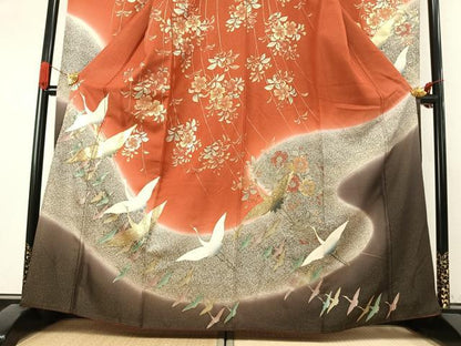 平和屋着物●豪華振袖　駒刺繍　花鳥文　暈し染め　金銀彩　金通し地　正絹　逸品　AABK1180fy