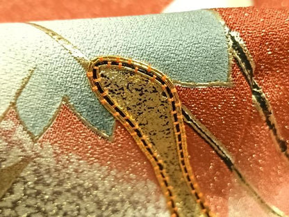 平和屋着物●豪華振袖　駒刺繍　花鳥文　暈し染め　金銀彩　金通し地　正絹　逸品　AABK1180fy