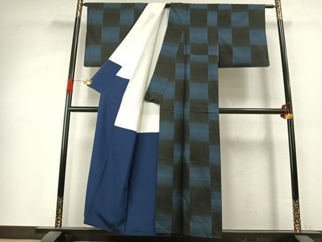 平和屋着物●本場大島紬　9マルキ　市松文様　正絹　逸品　AABK1185fy