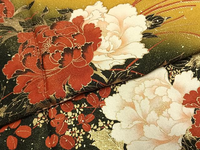 平和屋着物●豪華振袖　草花文　暈し染め　金彩　金通し地　正絹　逸品　AABK1200fy