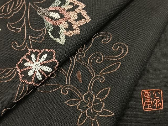 平和屋着物●本場縞大島紬　訪問着　中国三大刺繍　汕頭刺繍　スワトウ刺繍　相良刺繍　総刺繍　作家物　花唐草文　正絹　逸品　AABK1212fy