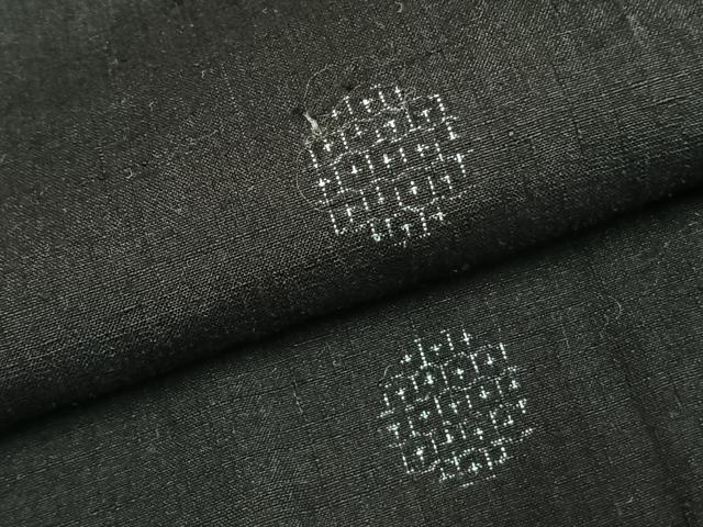 平和屋着物●結城紬　80亀甲　飛び亀甲柄　丸文　正絹　逸品　AABK1217fy