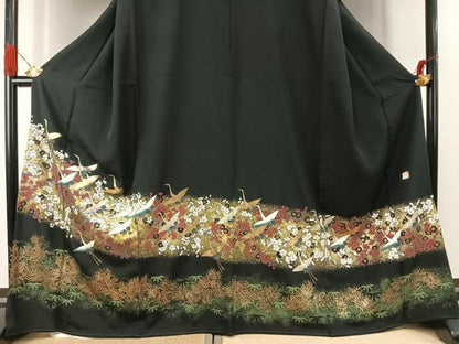 平和屋着物●豪華黒留袖　作家物　飛鳥枝梅文　金銀彩　正絹　逸品　AABK1220fy