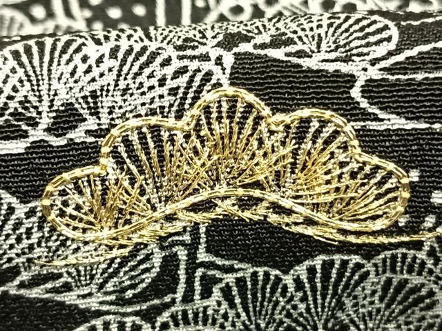 平和屋着物●豪華黒留袖　作家物　駒刺繍　松竹梅　三越扱い　正絹　逸品　未使用　AABK1223fy