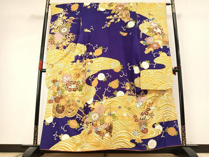 平和屋着物●豪華振袖　駒刺繍　片輪車花文　正絹　逸品　AABK1235fy