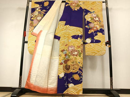 平和屋着物●豪華振袖　駒刺繍　片輪車花文　正絹　逸品　AABK1235fy