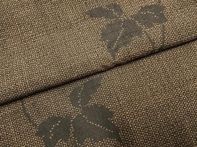 平和屋着物●結城紬　100亀甲　蔦の葉文　正絹　逸品　AABK1263fy