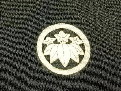 平和屋着物●アンティーク　大正ロマン　黒留袖　刺繍　花鳥文　暈し染め　正絹　逸品　AABK1267fy