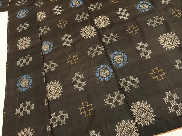 平和屋着物●本場大島紬　龍郷絣　正絹　逸品　AABK1278fy