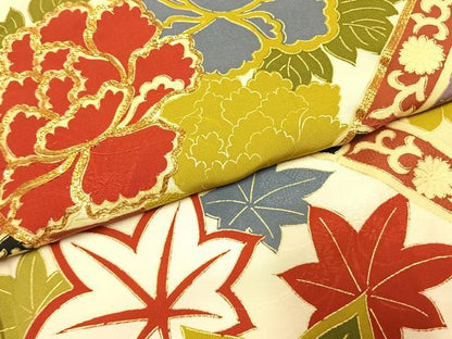 平和屋着物●豪華振袖　駒刺繍　草花文　金彩　正絹　逸品　AABK1281fy