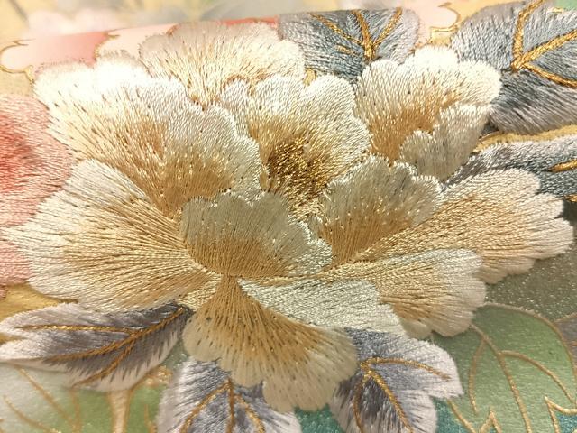 平和屋着物●訪問着　刺繍　草花文　暈し染め　金糸　金銀彩　正絹　逸品　AABK1331fy