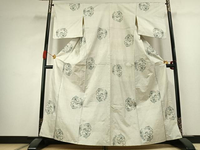 平和屋着物●本場大島紬　白大島　7マルキ　草花文　正絹　逸品　AABK1354fy