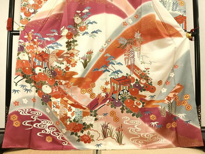 平和屋着物●豪華振袖　駒刺繍　松竹梅　御所車花文　暈し染め　金彩　正絹　逸品　AABK1355fy