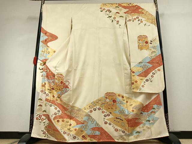 平和屋着物●豪華振袖　駒刺繍　貝桶花文　金彩　逸品　AABK1379fy