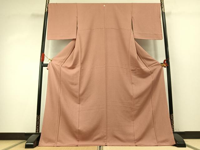平和屋着物●上質な色無地　霞地紋　ときがら茶色　ロング丈　正絹　逸品　未使用　AABK1407fy