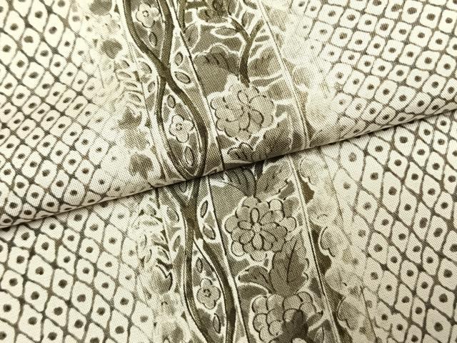 平和屋着物●本場染大島紬　草花間道　正絹　逸品　AABK1440fy