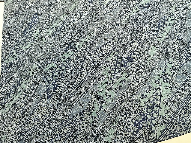 平和屋着物●上質な小紋　型染め　切嵌花文　正絹　逸品　未使用　AABK1455fy