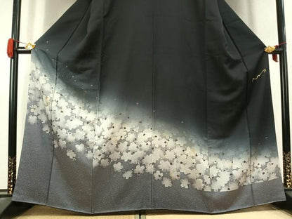 平和屋着物●訪問着　作家物　舞桜文　暈し染め　黒地　金彩　正絹　逸品　未使用　AABK1473fy