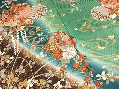 平和屋着物●豪華振袖　雪輪花蝶文　暈し染め　金彩　正絹　逸品　AABK1482fy