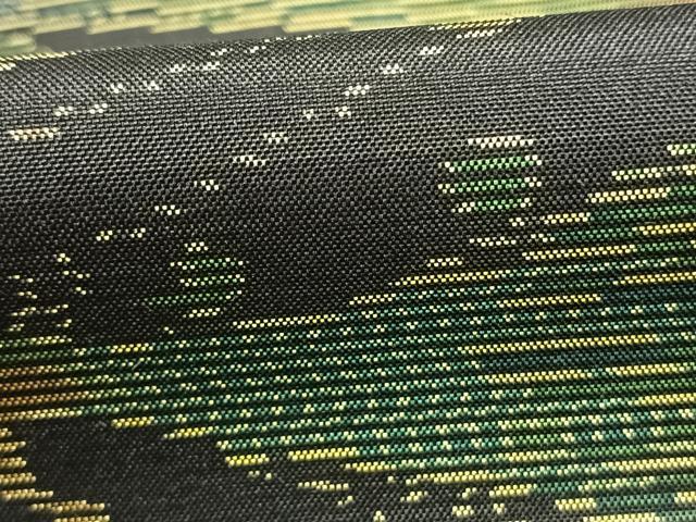 平和屋着物●本場大島紬　孔雀文　黒地　正絹　逸品　未使用　AABK1541fy
