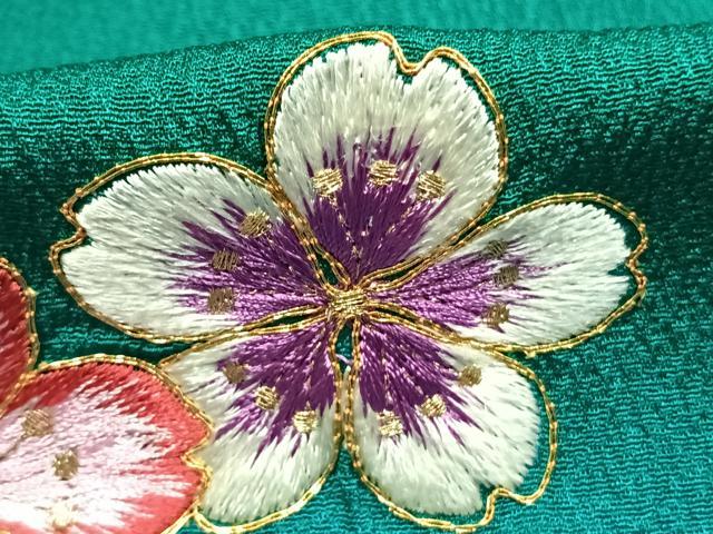 平和屋着物●訪問着　駒刺繍　舞桜文　暈し染め　金彩　正絹　逸品　AABK1562fy