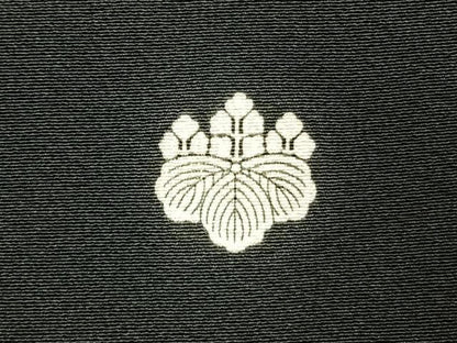 平和屋着物●豪華黒留袖　友禅　作家物　花鳥文　暈し染め　正絹　逸品　AABK1610fy