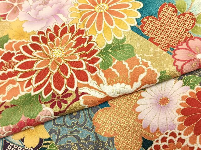 平和屋着物●豪華振袖　駒刺繍　草花文　暈し染め　金彩　銀通し地　正絹　逸品　AABK1628fy