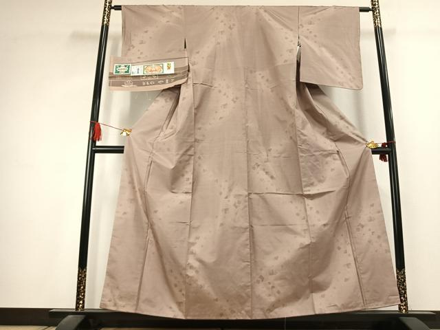 平和屋着物●本場大島紬　草木色泥染　散らし文様　やまと誂製　株式会社大山謹製　証紙付き　正絹　逸品　未使用　AABK1641fy
