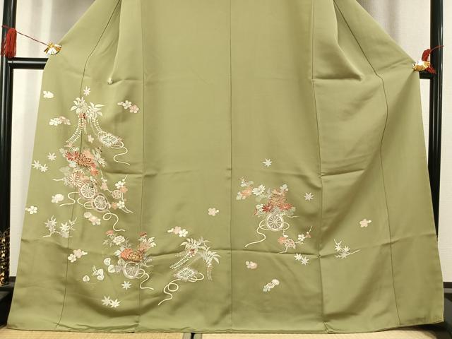 平和屋着物●訪問着　駒刺繍　草花文　金彩　正絹　逸品　AABK1664fy