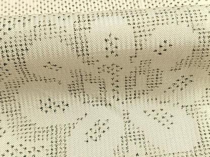 平和屋着物●本場大島紬　白大島　7マルキ　花唐草文　正絹　逸品　AABK1665fy