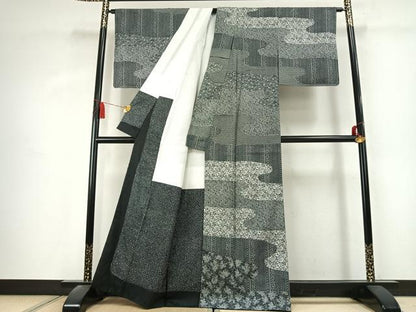 平和屋着物●訪問着　本場染大島紬　作家物　型染め　草花文　正絹　逸品　未使用　AABK1672fy
