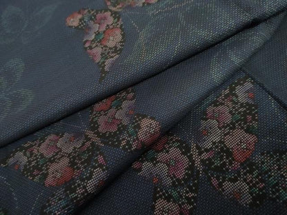 平和屋着物●本場大島紬　カタス9マルキ　花蝶文　正絹　逸品　未使用　AABK1688cs