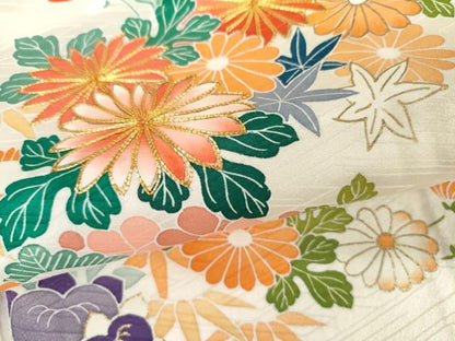 平和屋着物●豪華振袖　駒刺繍　絞り　吉祥草花文　金彩　正絹　逸品　AABK1691cs