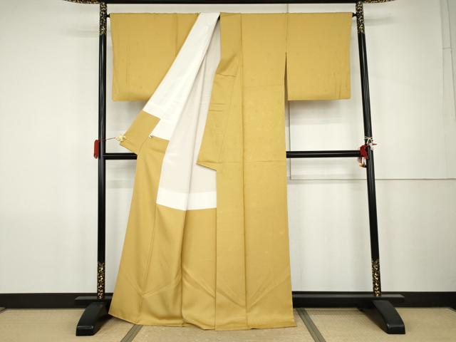 平和屋着物●上質な色無地　草花地紋　玉蜀黍色　正絹　逸品　AABK1715cs