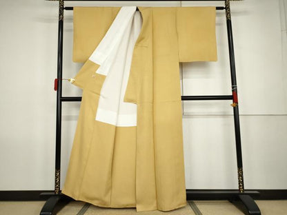 平和屋着物●上質な色無地　花尽くし地紋　花葉色　正絹　逸品　AABK1718cs