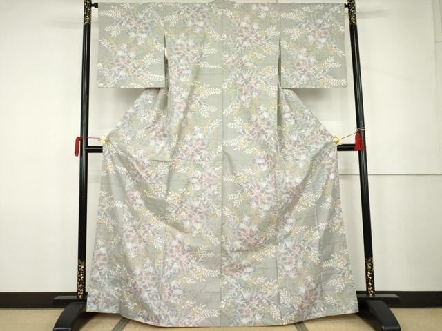 平和屋着物●本場大島紬　白大島　7マルキ　草花文　やまと誂製　正絹　逸品　AABK1723cs