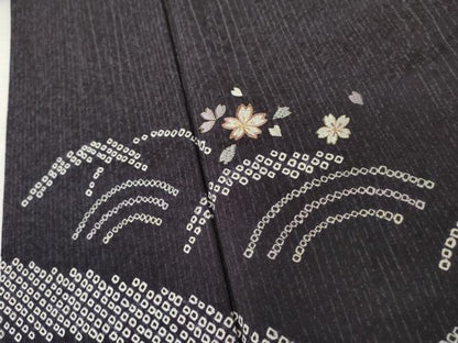 平和屋着物●訪問着　絞り　刺繍　流水に桜　金彩　正絹　逸品　AABK1742cs