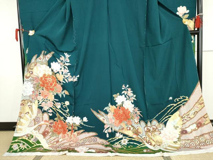 平和屋着物●豪華振袖　駒刺繍　吉祥草花文　鶴　暈し染め　金彩　丹後ちりめん　仮絵羽　逸品　未使用　AABK1753cs