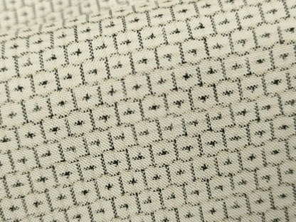 平和屋着物●本場大島紬　白大島　80亀甲　総詰め　正絹　逸品　AABK1756cs