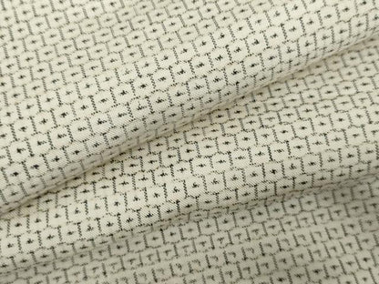 平和屋着物●本場大島紬　白大島　80亀甲　総詰め　正絹　逸品　AABK1756cs