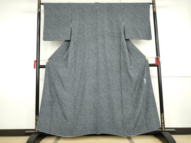 平和屋着物●伝統工芸士　岡崎忠良　江戸小紋　雪輪重ね文　正絹　逸品　AABK1764cs